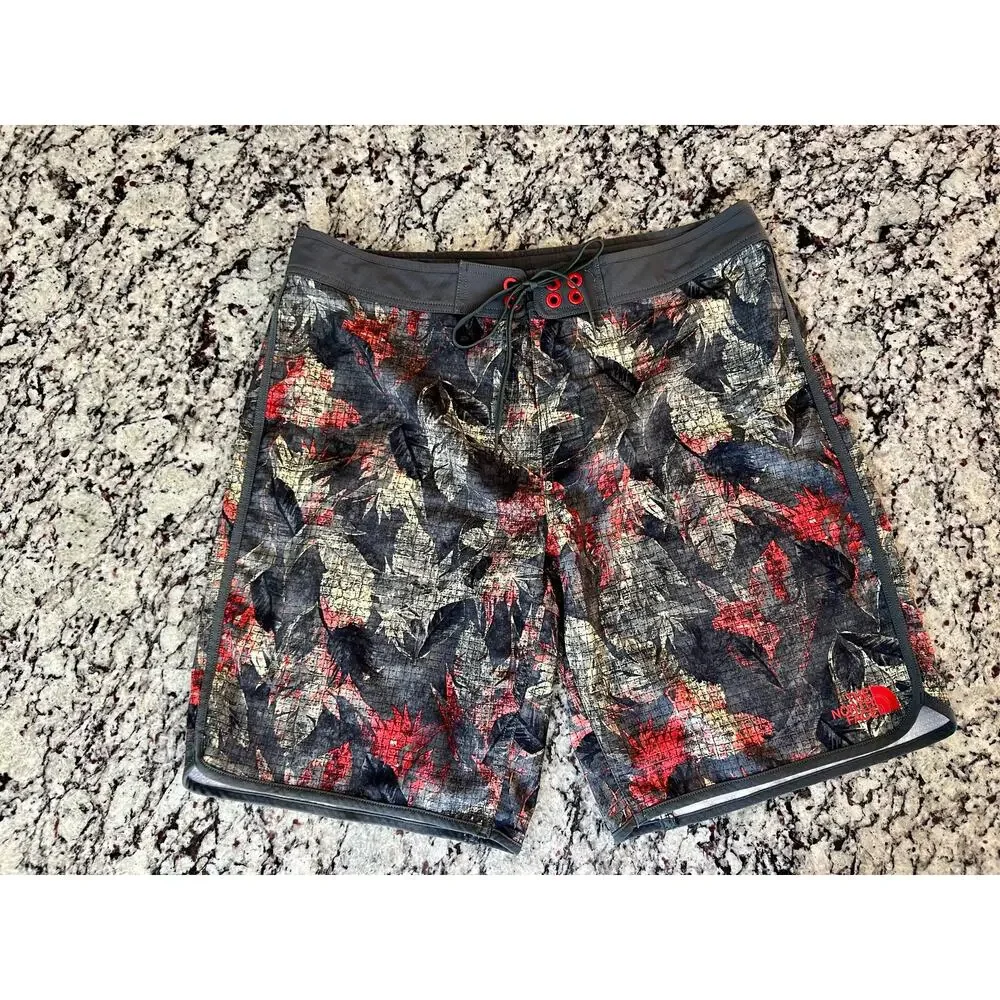 The North Face mens swim trunks shorts size 38 board shorts